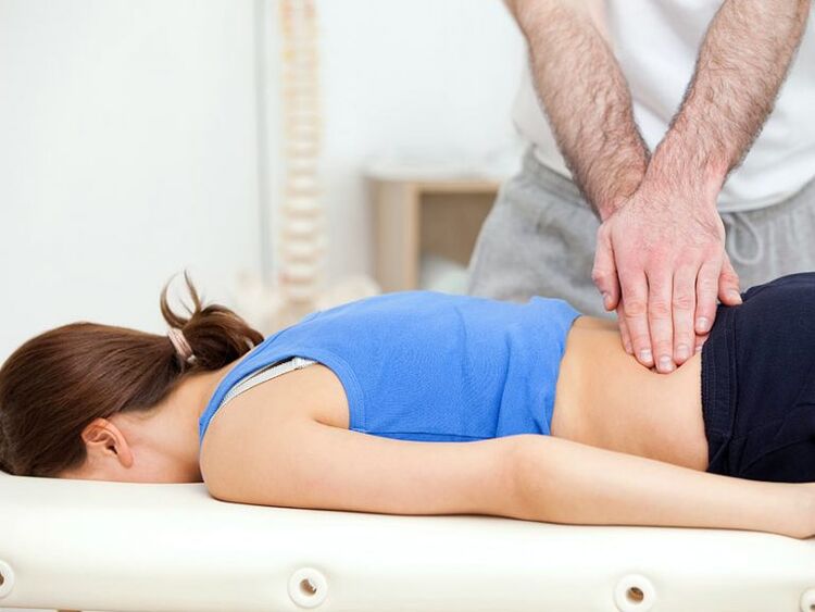 Efectuarea masajului terapeutic la 3 și 4 etape ale bolii